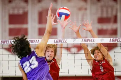 Young Lowell volleyball team sweeps valiant Boston Latin